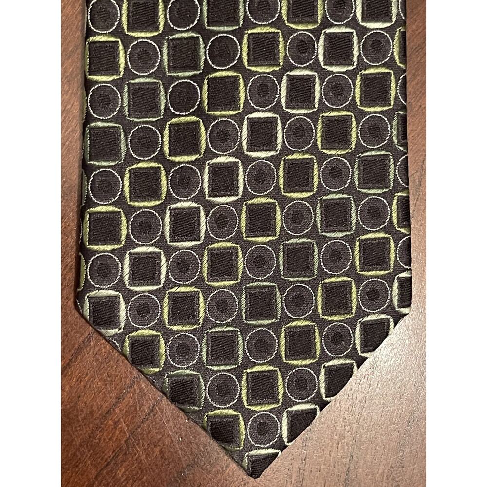 Geoffrey Beene Black Green Hand Made 100% Silk Men’s Neck Tie Made In China